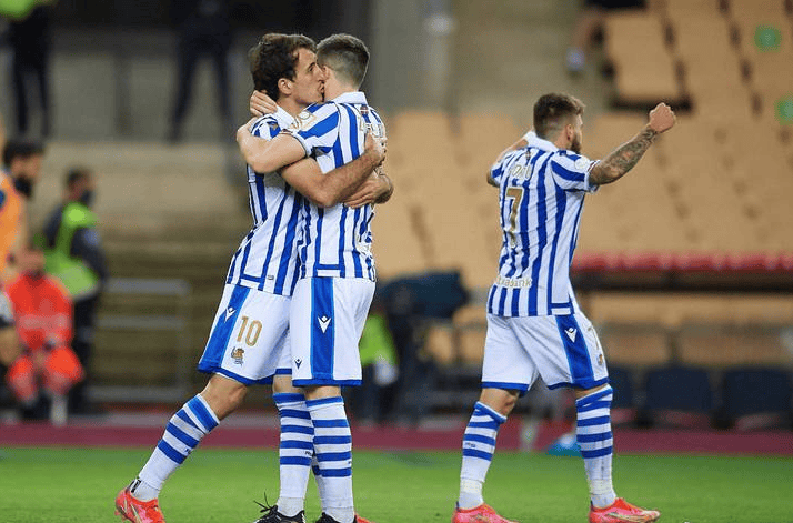 包含埃瓦尔主场平局,憾失全取三分机会!的词条 包含埃瓦尔主场平局,憾失全取三分机会!的词条