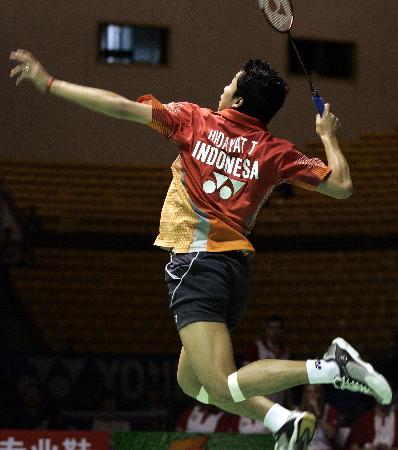 英格兰羽毛球队爆冷泰国羽毛球队,陶菲克高光表现 英格兰羽毛球队爆冷泰国羽毛球队,陶菲克高光表现