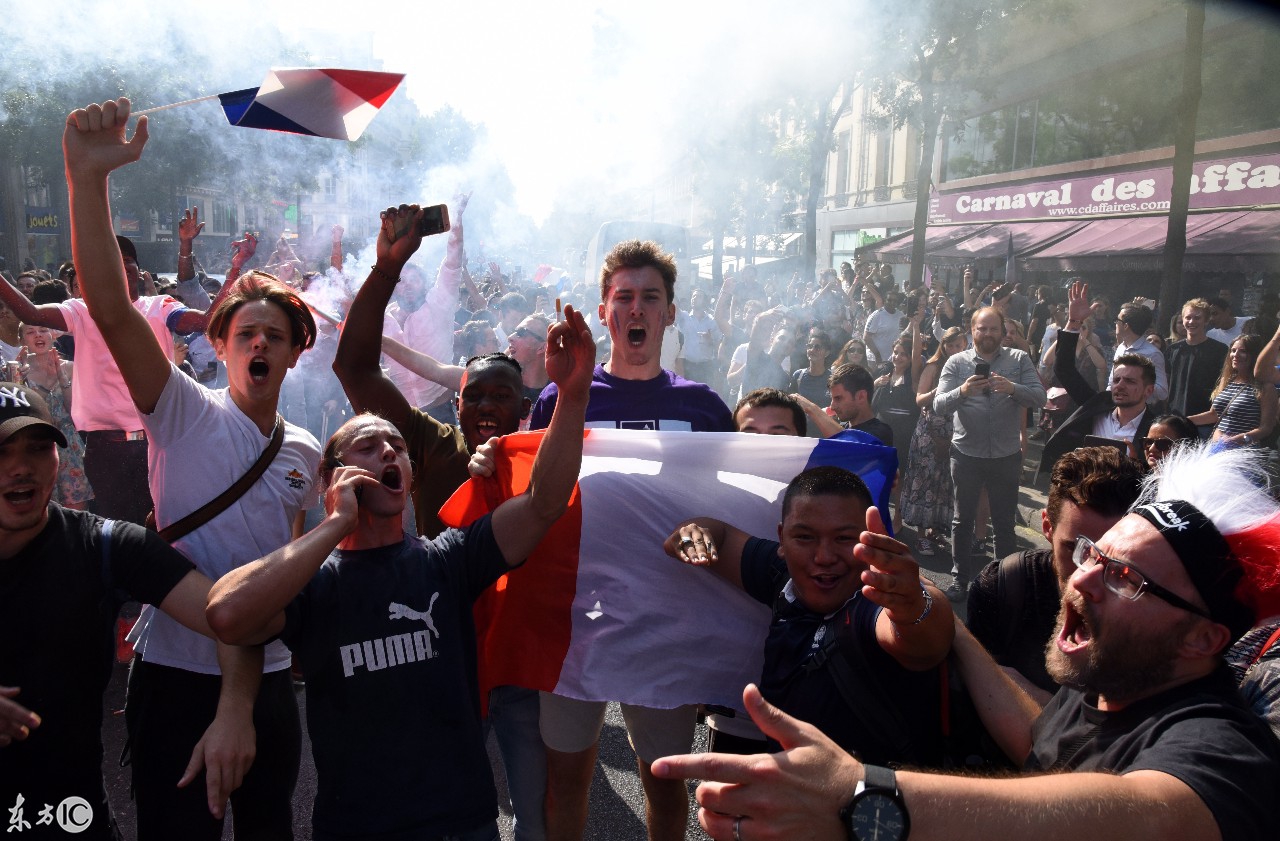 阿尔法连续得分,带领球队挺进四强战 阿尔法连续得分,带领球队挺进四强战