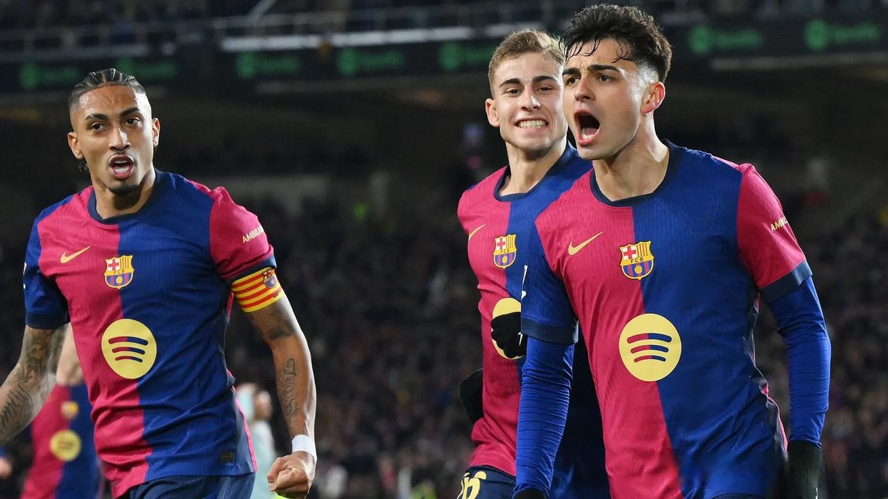 阿贾克斯击败巴塞罗那闯入西甲决赛