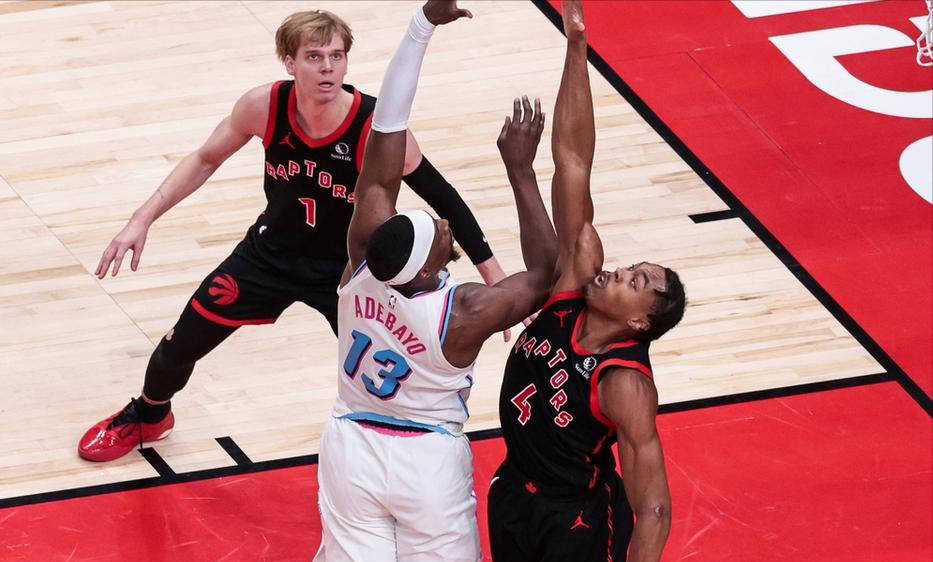 猛龙击败热火,取得胜利 猛龙击败热火,取得胜利